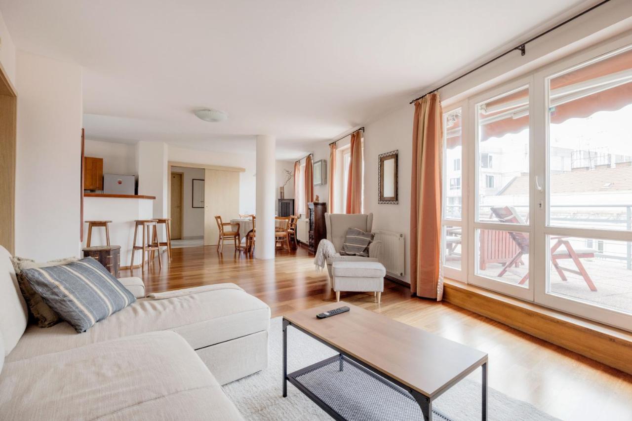 Bright And Spacious Penthouse W/ Terrace & Parking Βουδαπέστη Εξωτερικό φωτογραφία