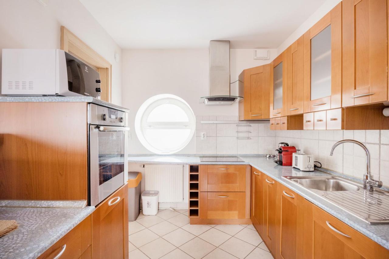Bright And Spacious Penthouse W/ Terrace & Parking Βουδαπέστη Εξωτερικό φωτογραφία