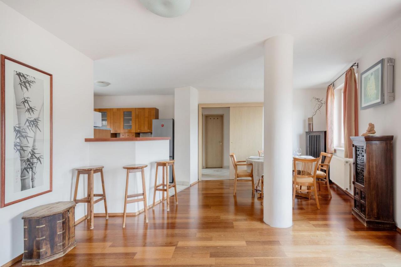 Bright And Spacious Penthouse W/ Terrace & Parking Βουδαπέστη Εξωτερικό φωτογραφία